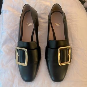 BALLY JANELLE 40 Leather Loafers